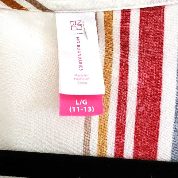 NO BOUNDARIES | Multi-Color Cross Over Front Tie Crop Top - Picture 12 of 12